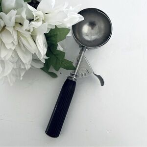 Vintage MCM BI-COR Ice Cream Scoop #402 Stainless Steel 1 5/8" Made in USA